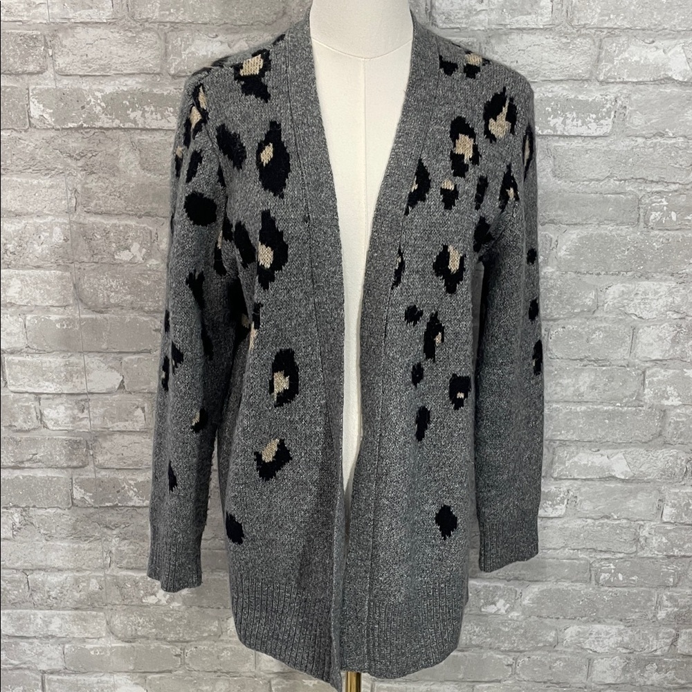Maurices Gray Leopard print open front cardigan